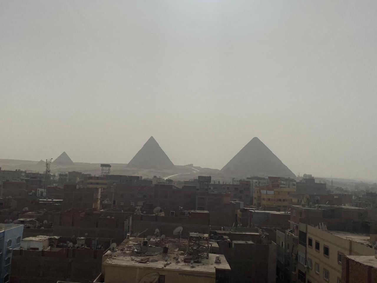 Horus Pyramids Inn Kafrat al Jabal Bagian luar foto